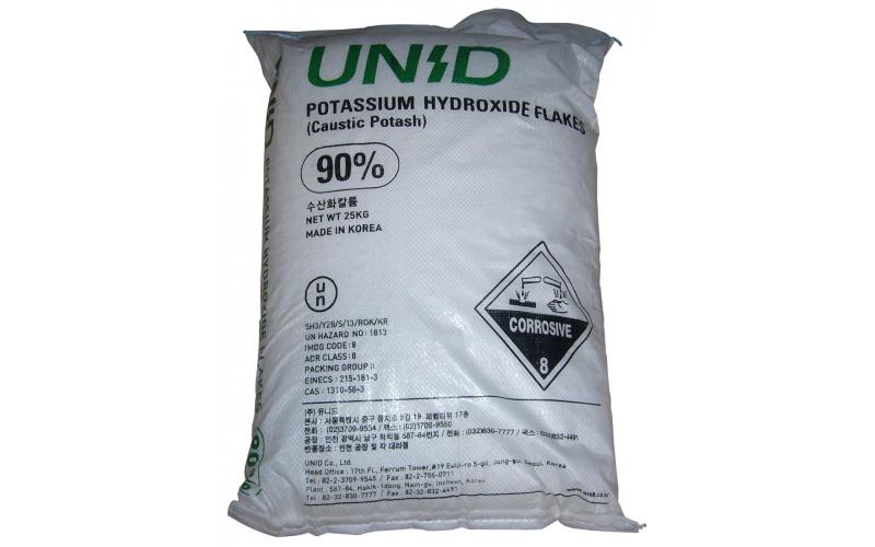 Humik asit ve potasyum hidroksit